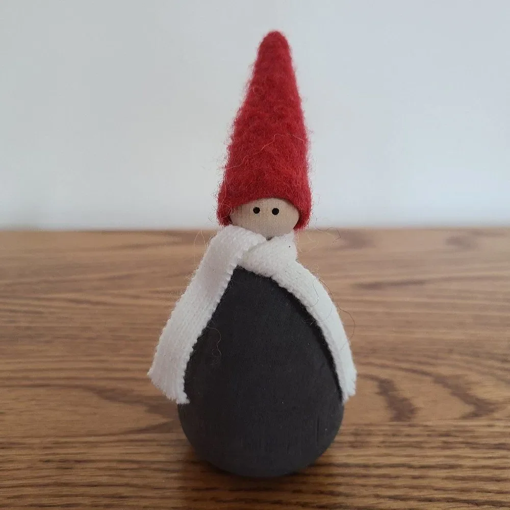 Handmade Sweden Larssons Tra Wood Christmas Gray Tomte Santa Elf Figurine Felix